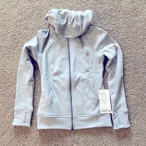 Lululemon Scuba Plush size 4